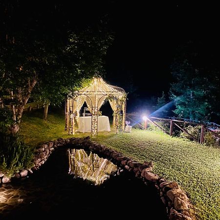 Гостевой дом Borgo Casale Albareto  Экстерьер фото