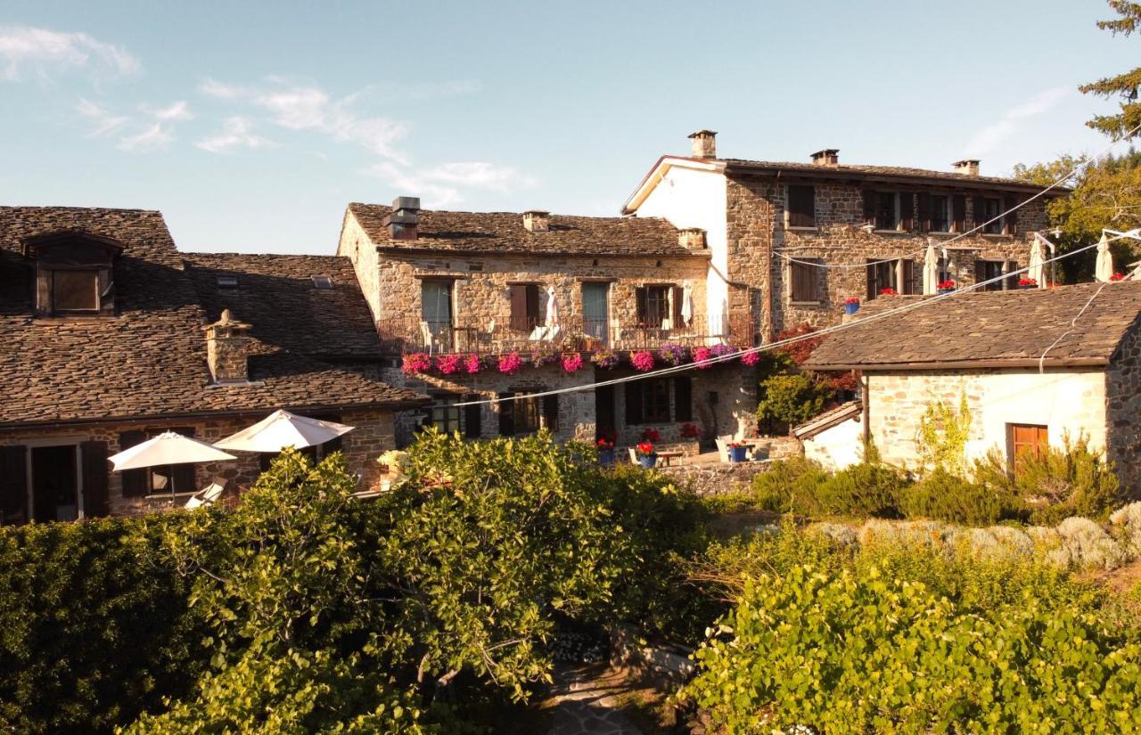 Гостевой дом Borgo Casale Albareto  Экстерьер фото