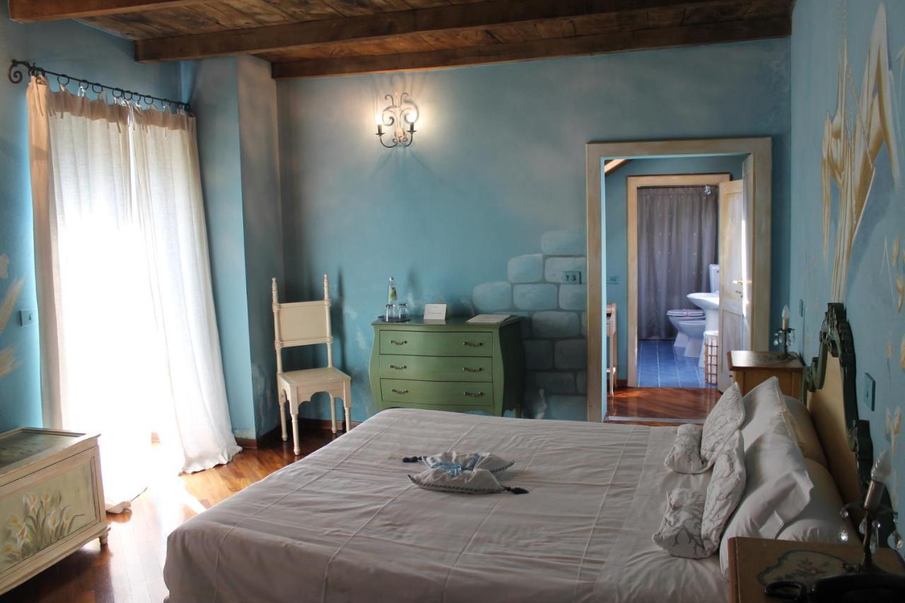 Гостевой дом Borgo Casale Albareto  Экстерьер фото