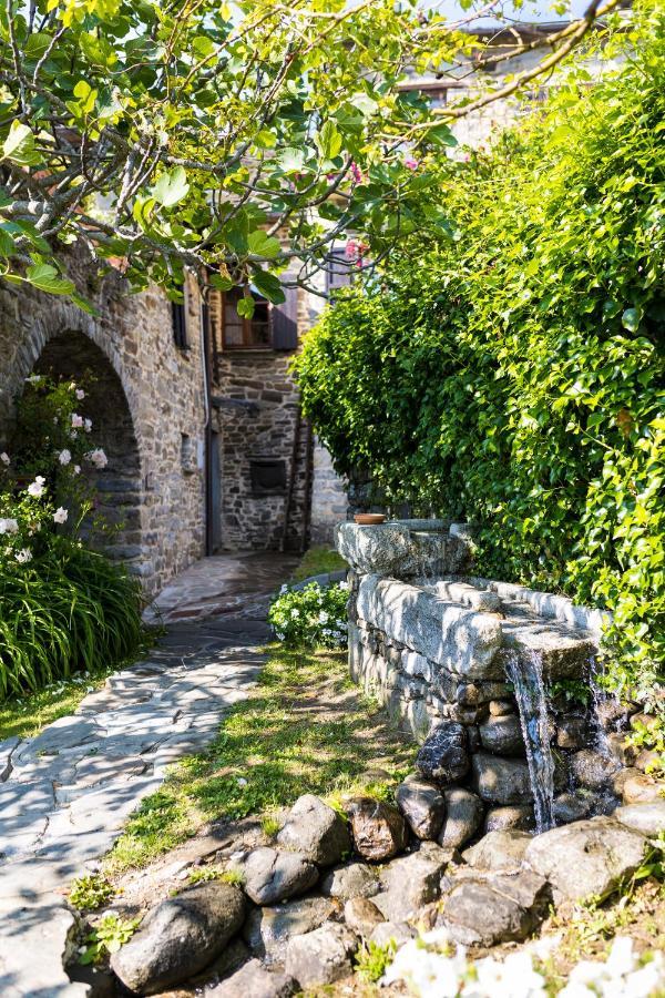 Гостевой дом Borgo Casale Albareto  Экстерьер фото