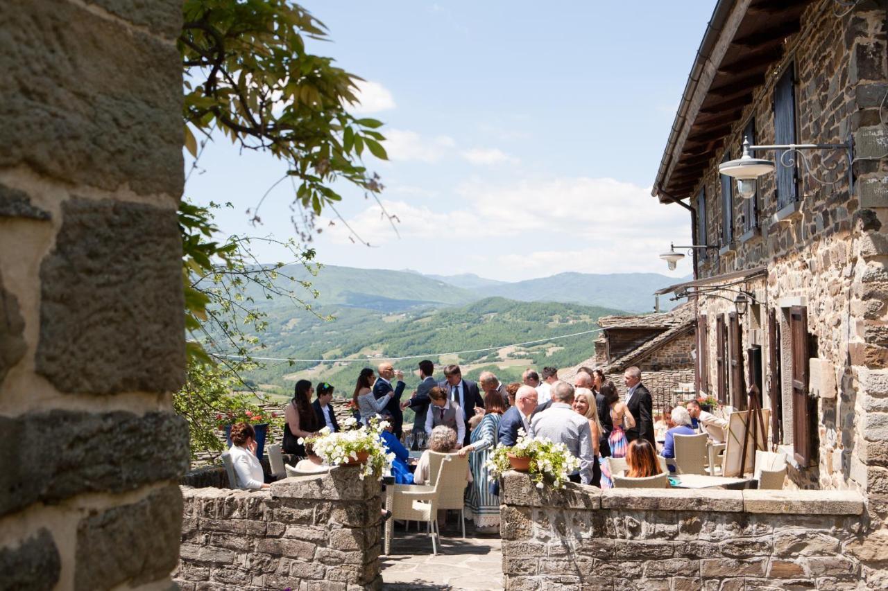 Гостевой дом Borgo Casale Albareto  Экстерьер фото