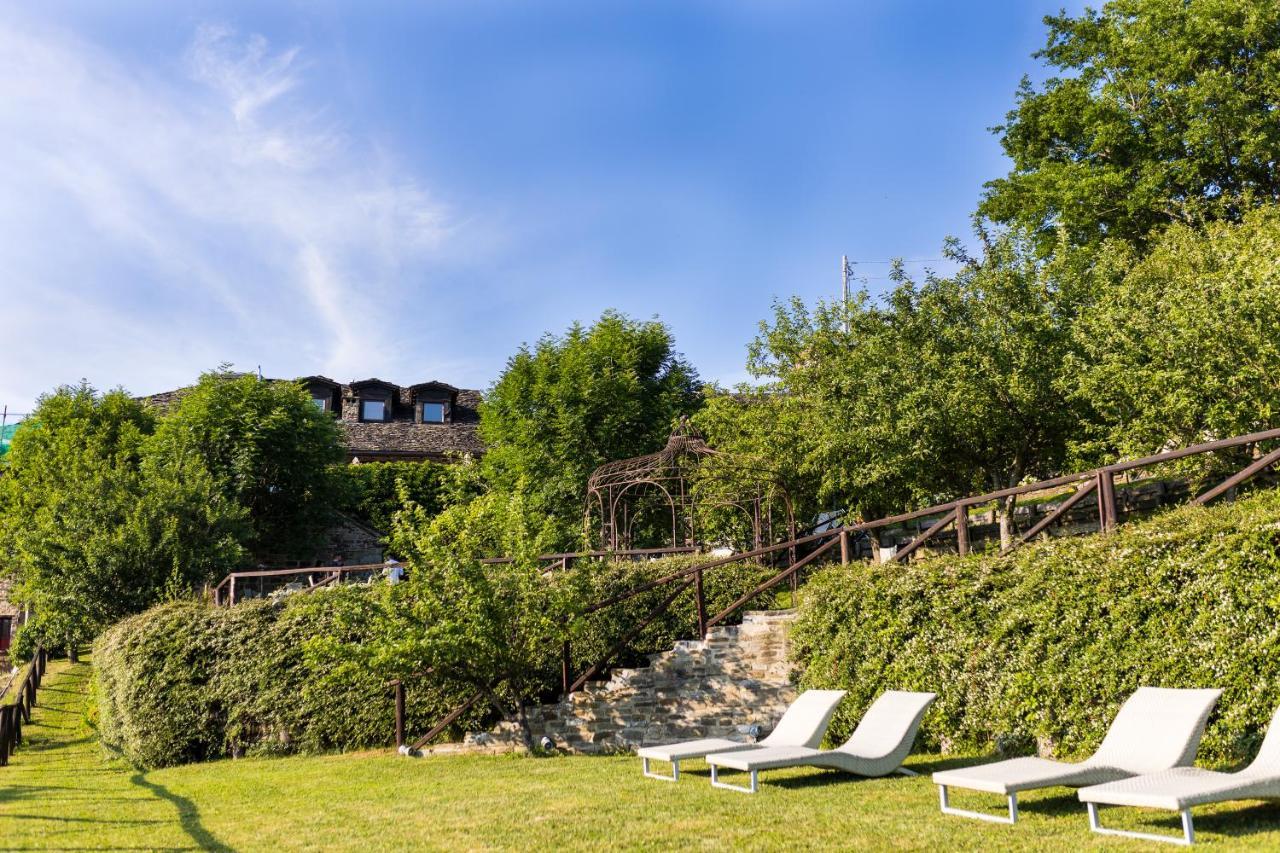 Гостевой дом Borgo Casale Albareto  Экстерьер фото