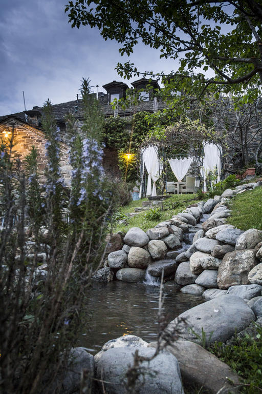 Гостевой дом Borgo Casale Albareto  Экстерьер фото
